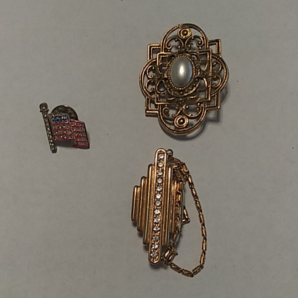 Brooch Bundle